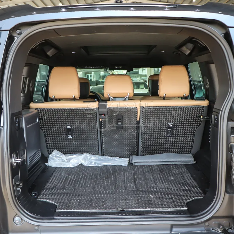 2025 Land Rover Defender