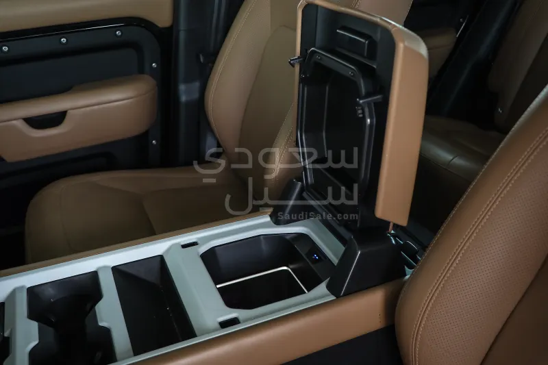 2025 Land Rover Defender