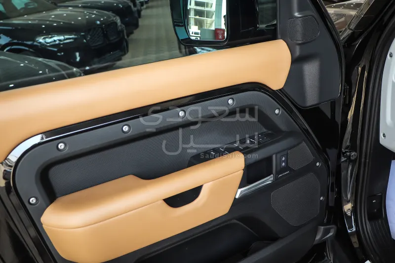 2025 Land Rover Defender