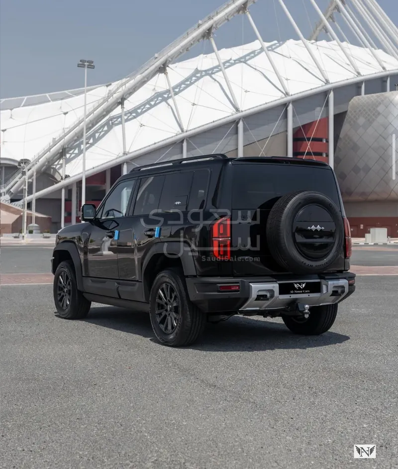 2026 بي واي دي ليوبارد 5