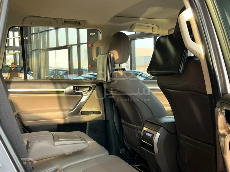 2023 Lexus GX 460