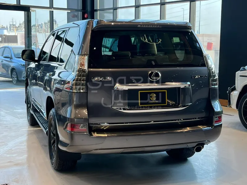2023 Lexus GX 460