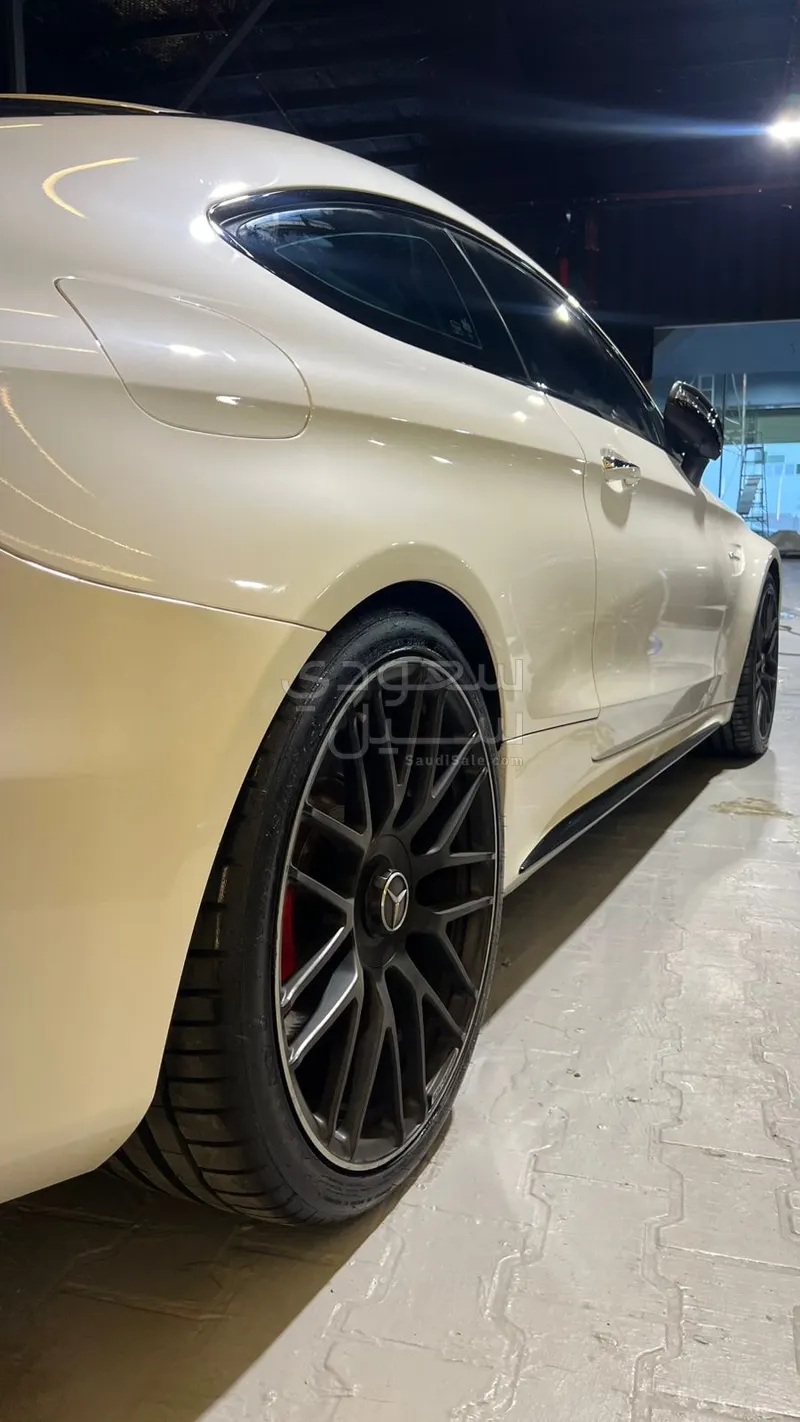 2017 Mercedes-Benz C 63S AMG