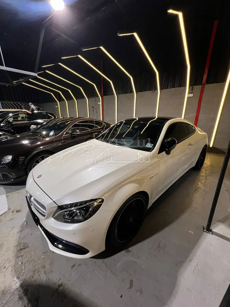 2017 Mercedes-Benz C 63S AMG
