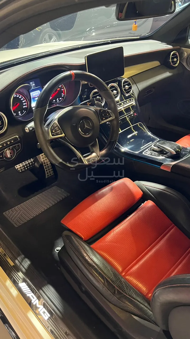 2017 Mercedes-Benz C 63S AMG