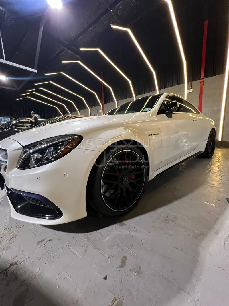 2017 Mercedes-Benz C 63S AMG