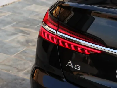 2021 اودي اي 6 40 تي اف اس اي