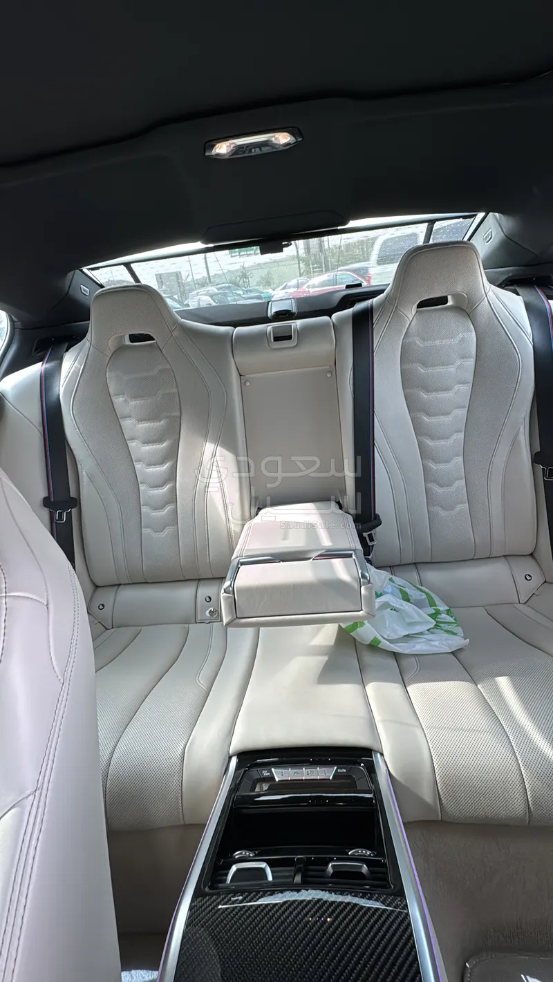 2024 بي ام دبليو الفئة الثامنة 840