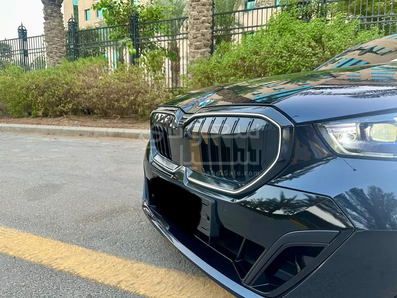 2024 BMW 5 Series 520i