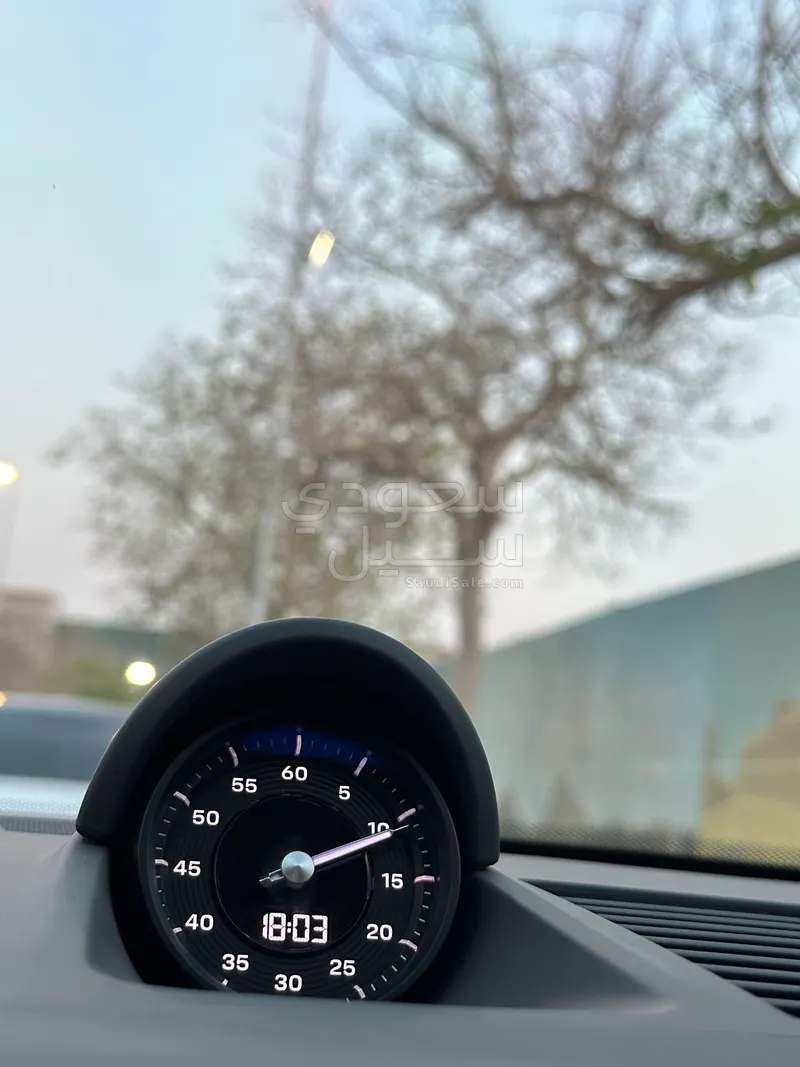 2025 Porsche 911 Carrera