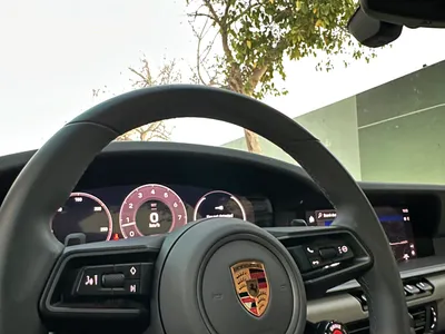 2025 Porsche 911 Carrera