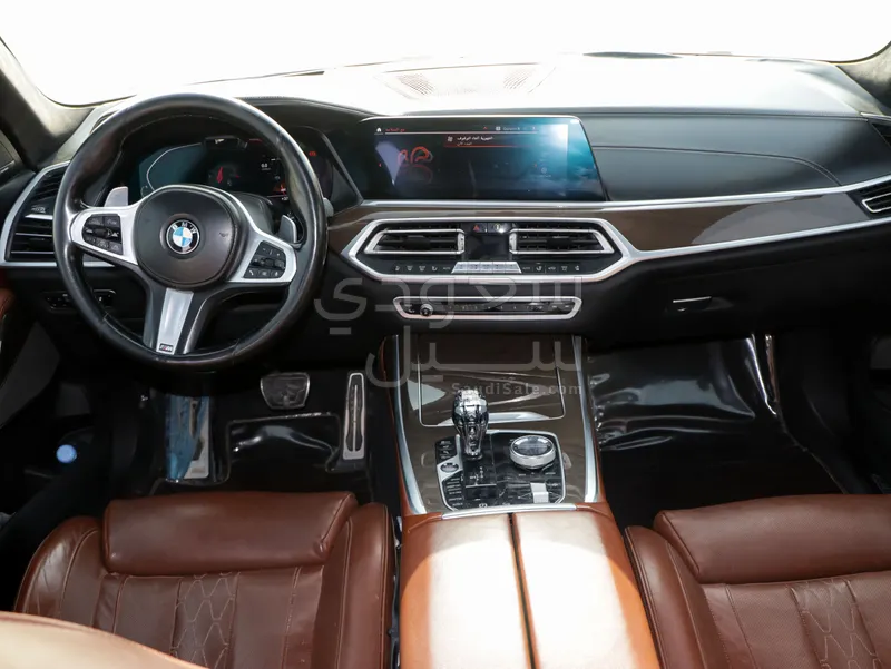 2020 BMW X Series 7 M kit
