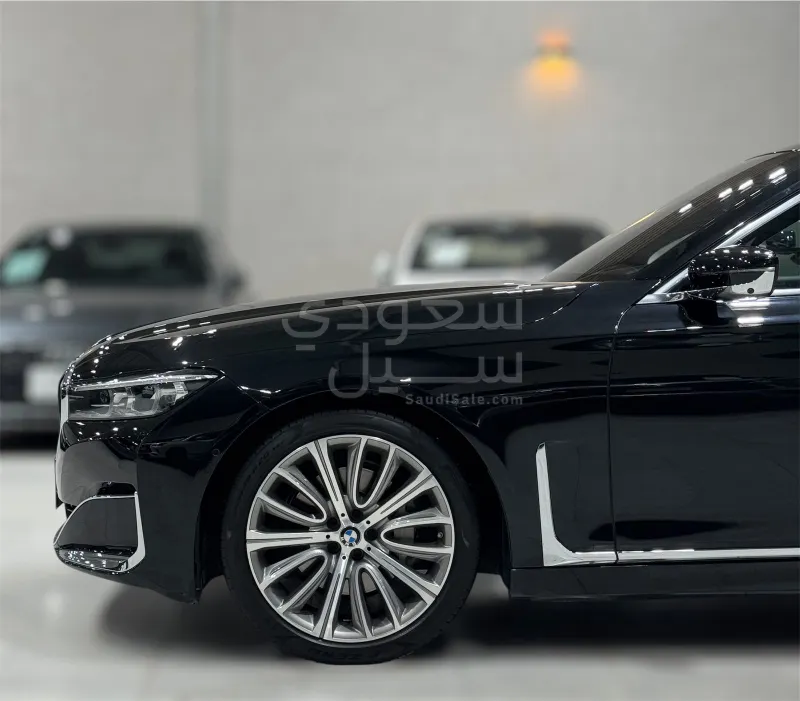 2022 BMW 7 Series 730Li