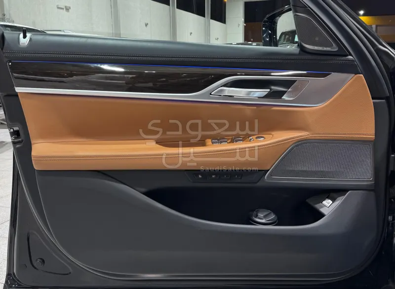 2022 BMW 7 Series 730Li