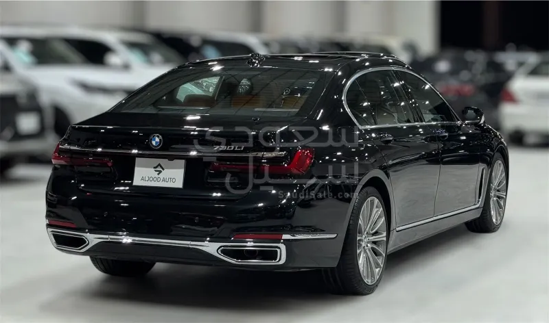 2022 BMW 7 Series 730Li
