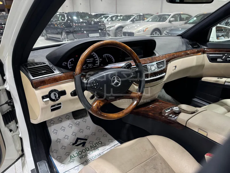 2010 Mercedes-Benz S 350