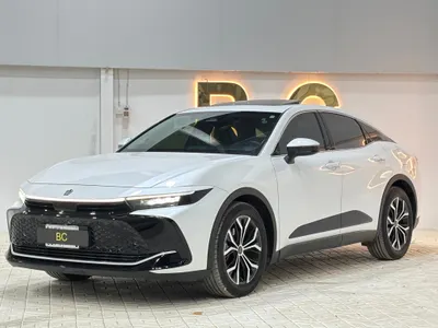 2023 Toyota Crown Premium