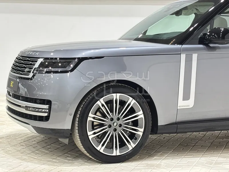 2025 Land Rover Range Rover Autobiography