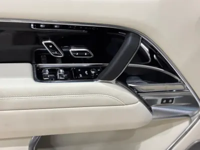 2025 Land Rover Range Rover Autobiography
