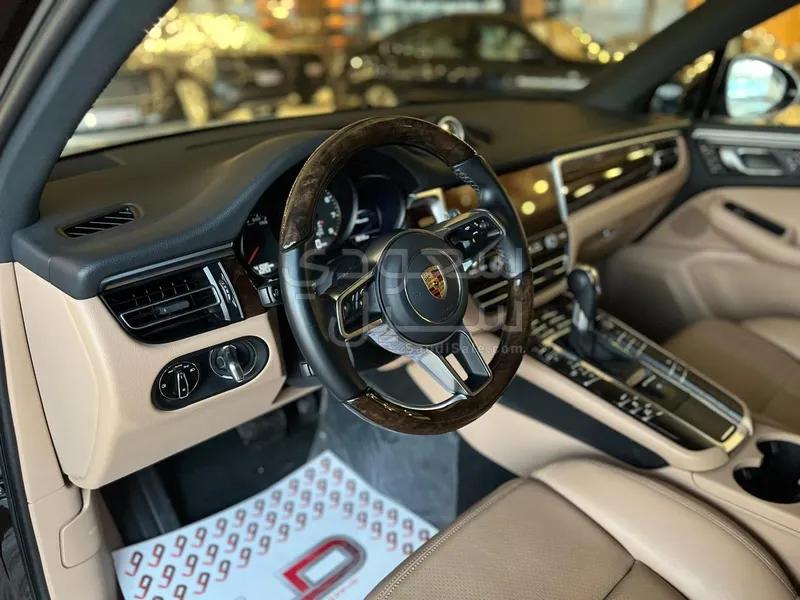 2021 Porsche Macan