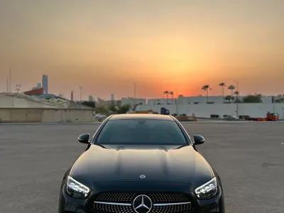 2021 Mercedes-Benz E 200