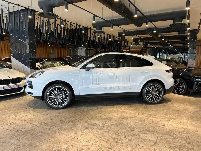 2023 Porsche Cayenne Coupe