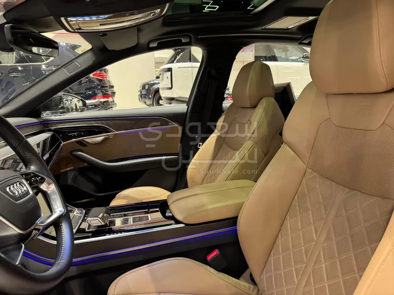 2020 Audi A8L