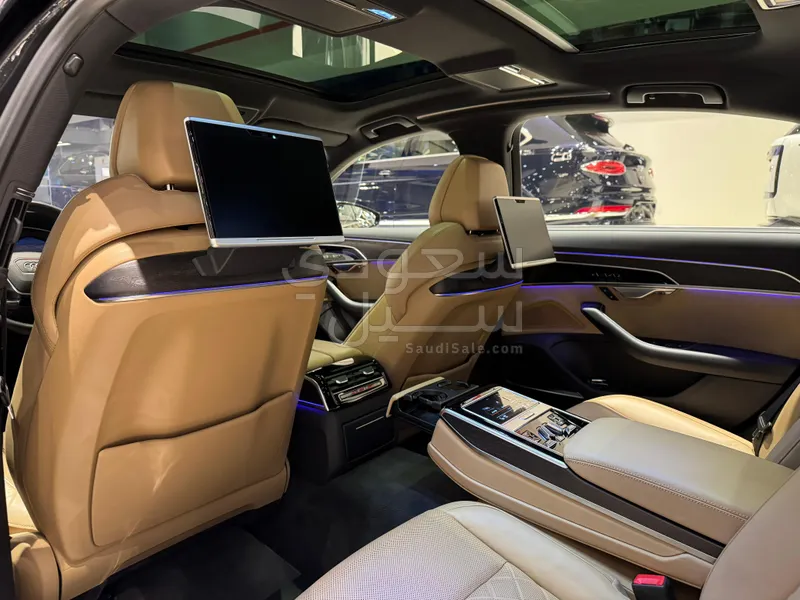 2020 Audi A8L
