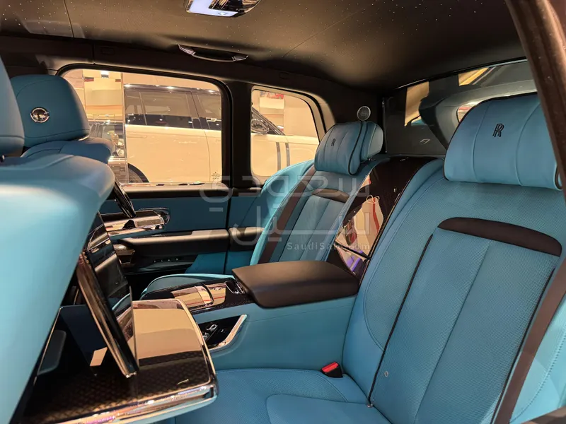 2023 Rolls-Royce Cullinan Black Badge