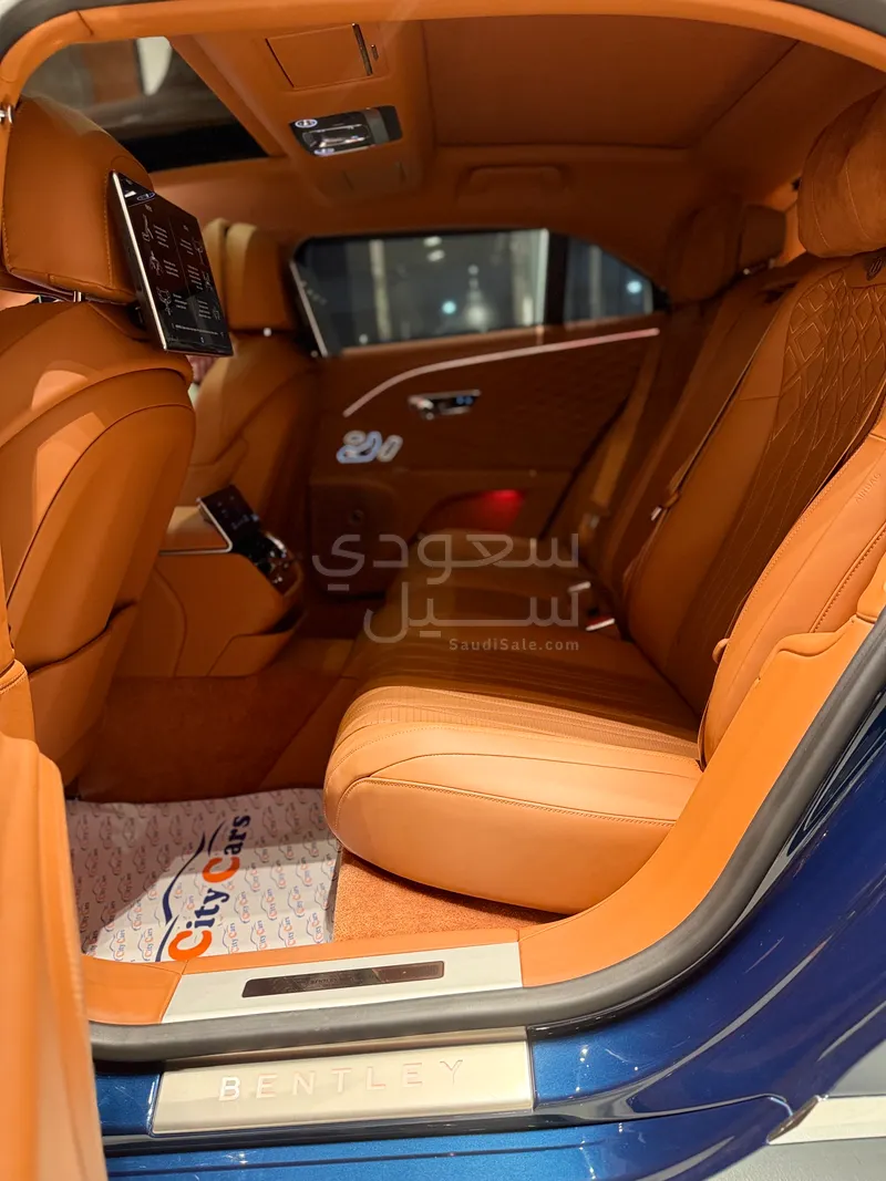 2022 بنتلي كونتيننتل فلاينج سبير