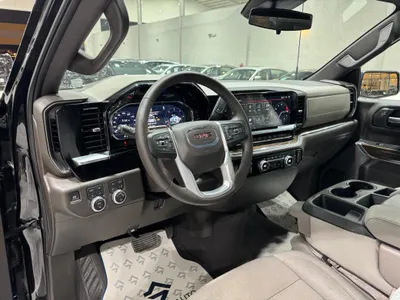 2025 GMC Sierra SLE