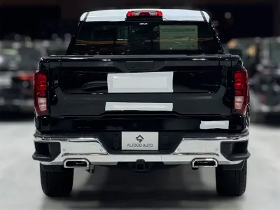 2025 GMC Sierra SLE