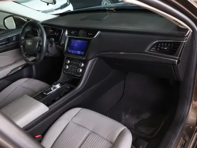 2020 Ford Taurus