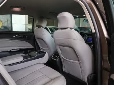 2020 Ford Taurus