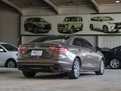 2020 Ford Taurus