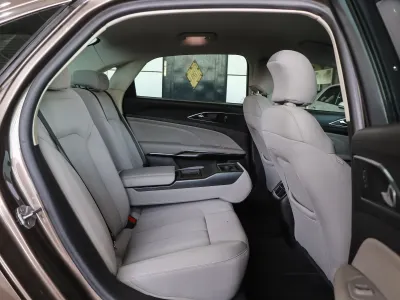 2020 Ford Taurus