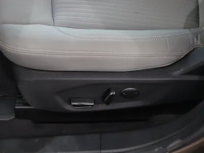 2020 Ford Taurus