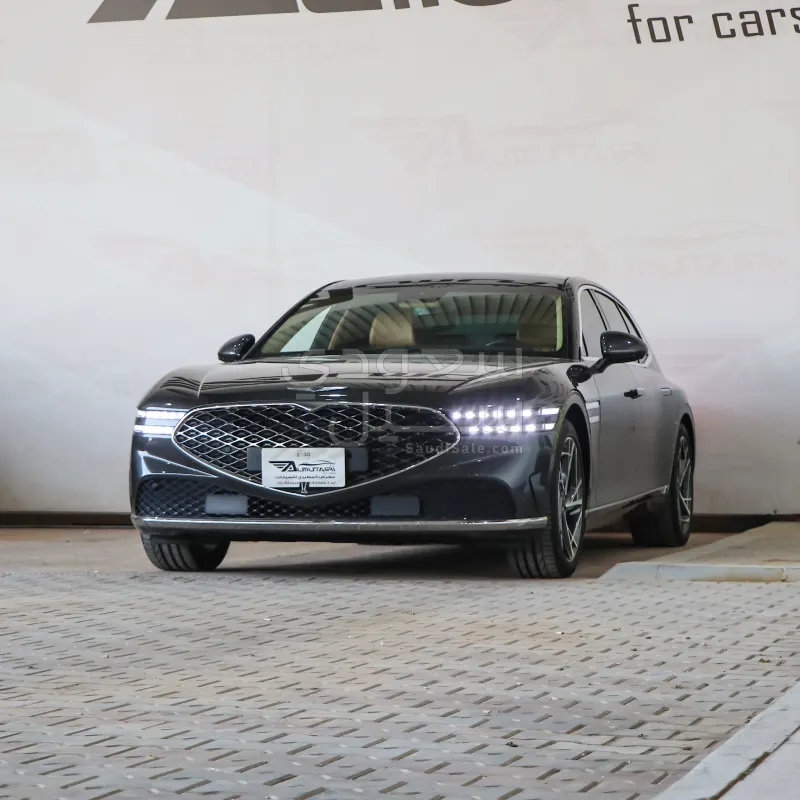 2023 Genesis G 90