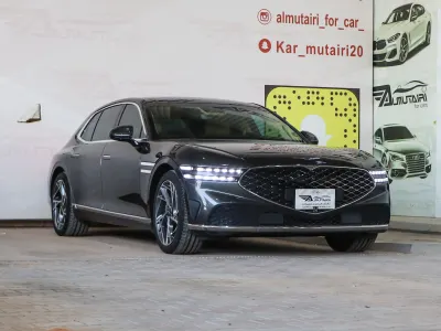 2023 Genesis G 90