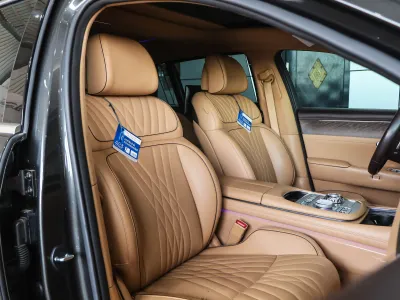 2023 Genesis G 90