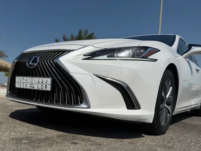 2020 Lexus ES 300h