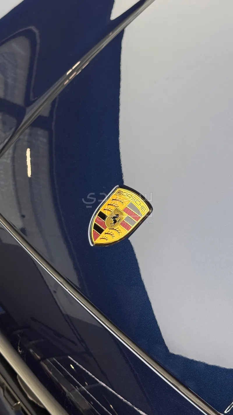 2025 Porsche Cayenne GTS