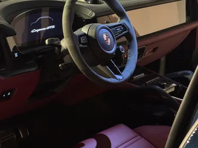 2025 Porsche Cayenne GTS