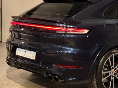 2025 Porsche Cayenne GTS