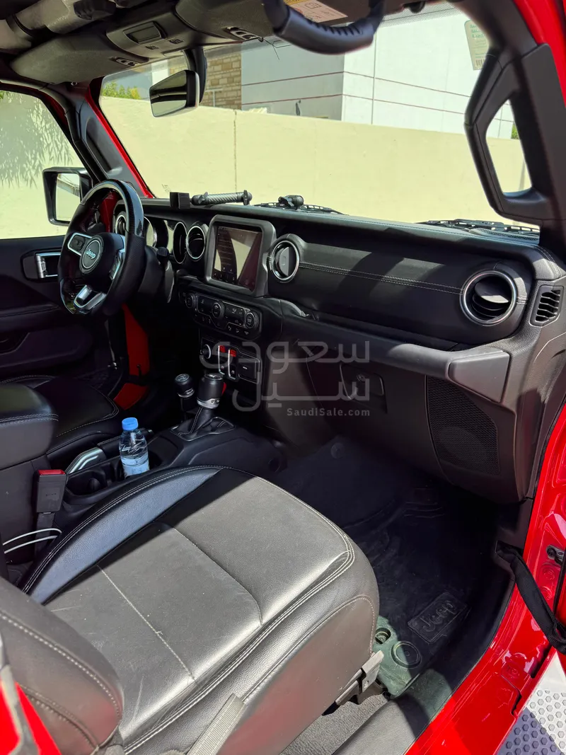 2019 Jeep Wrangler Sahara