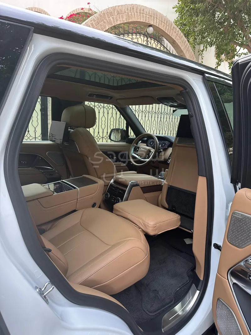 2023 Land Rover Range Rover Autobiography