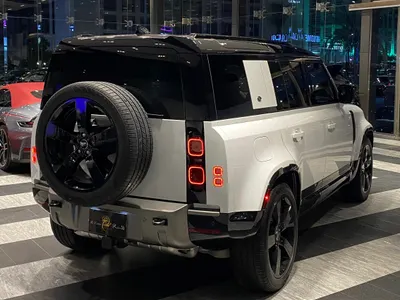 2024 Land Rover Defender 110