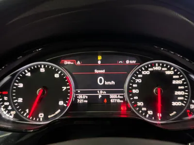 2012 اودي اي 8