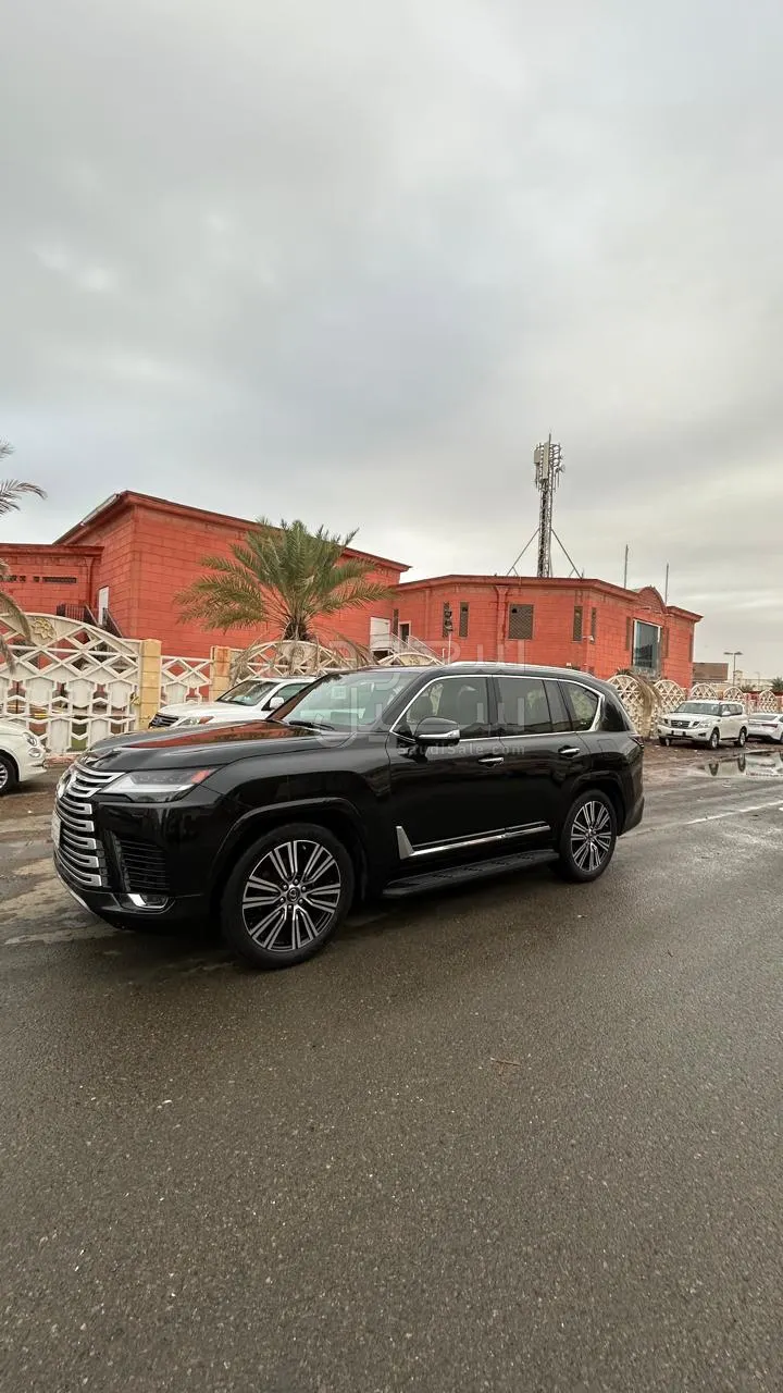 2023 Lexus LX 600