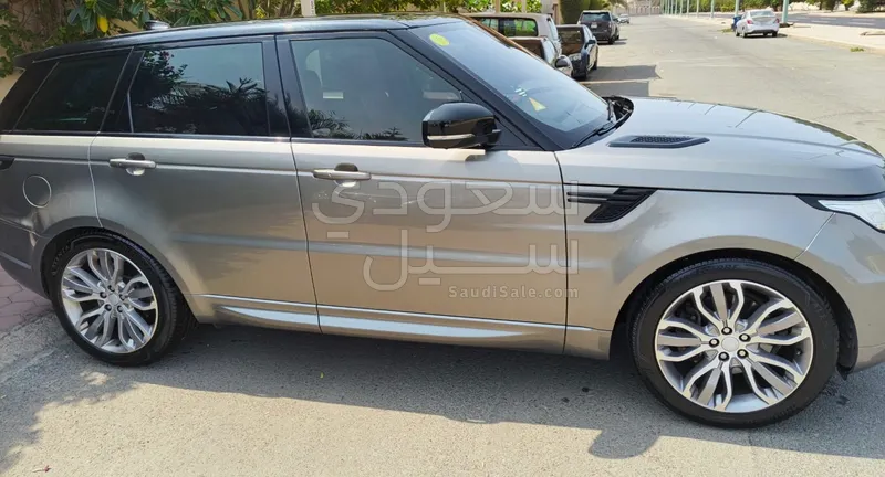 2017 Land Rover Range Rover Sport HSE